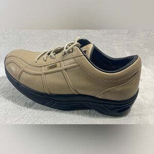 CHUNG SHI Women's Shoes Soft Leather Rocker Exercise Shoes Tan Beige Size 8